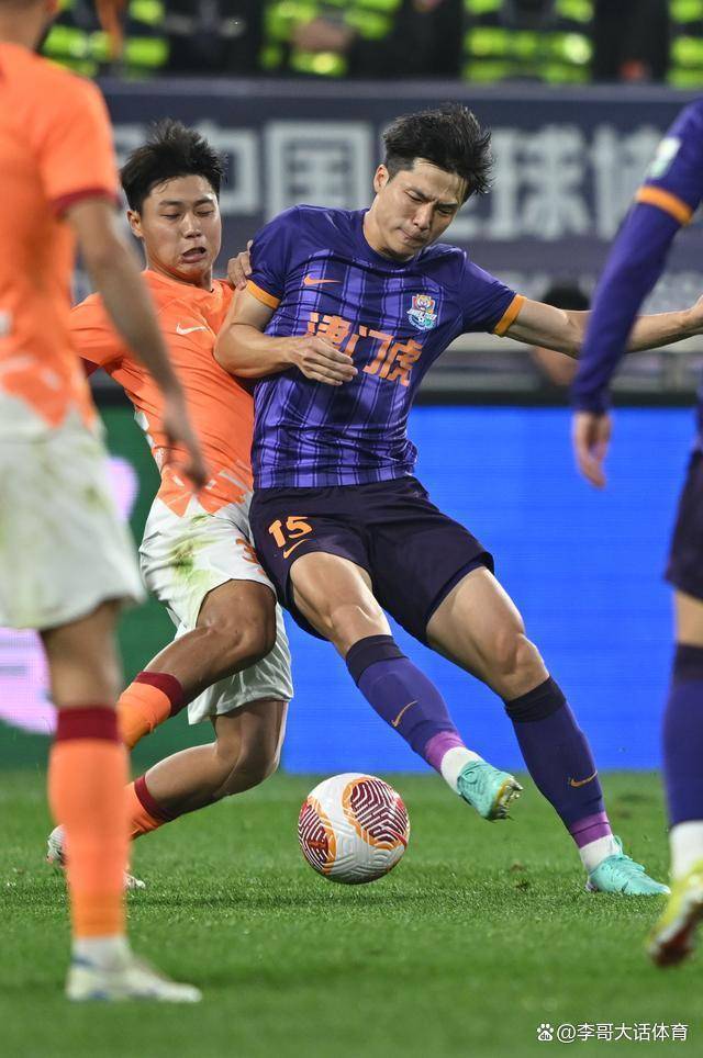 关于阿联酋队在亚洲锦标赛中交出亮眼表现的信息